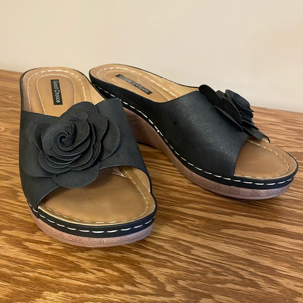 Black sandals